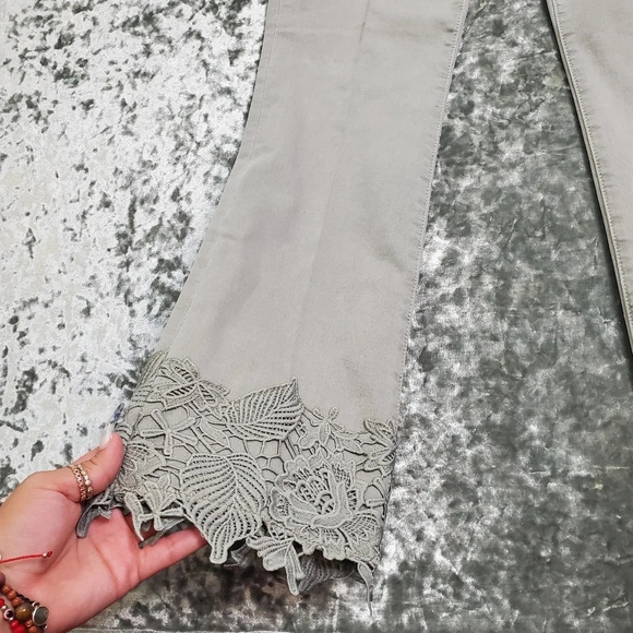 J Brand Selena Faded Gibson Embroidered Pants SIZE 25 - Picture 3 of 9